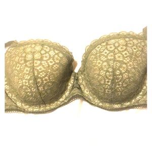 Victoria’s Secret lined Bra